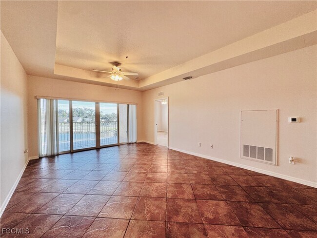 Photo - 10010 Maddox Ln Unit 318