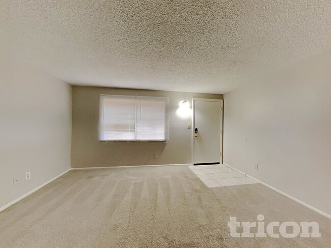 Photo - 13215 N 42nd St