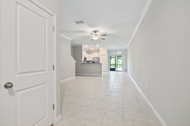 Photo - "Charming 3-Bed Sanctuary in Lutz with gre...