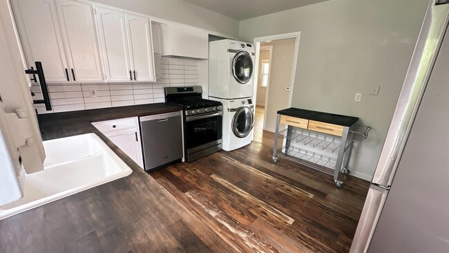 Photo - 2831 13th St