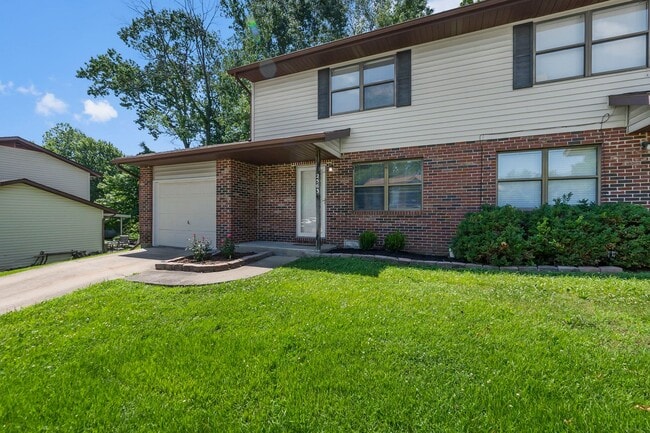 Photo - Charming 2-Bedroom Duplex in an Established Neighborhood