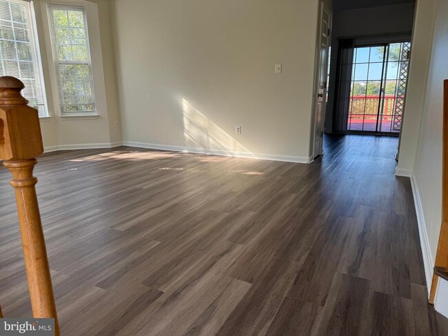 Building Photo - 21105 Mossy Glen Terrace