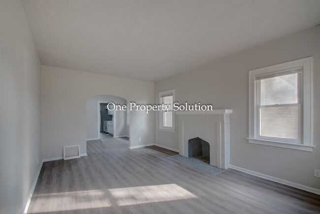 Photo - 317 Garfield St