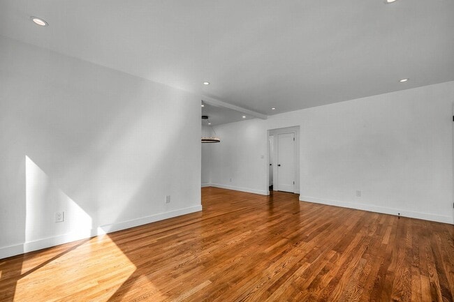 Photo - Designer remodeled unit in WeHo! Unit 107