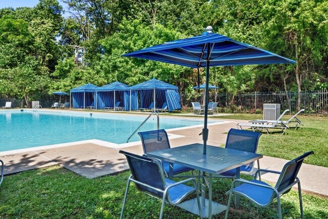 Gwynn Oaks Landing Apartments and Townhomes