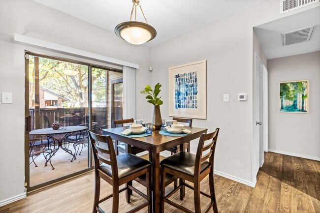 Photo - Oakhaven Apartamentos