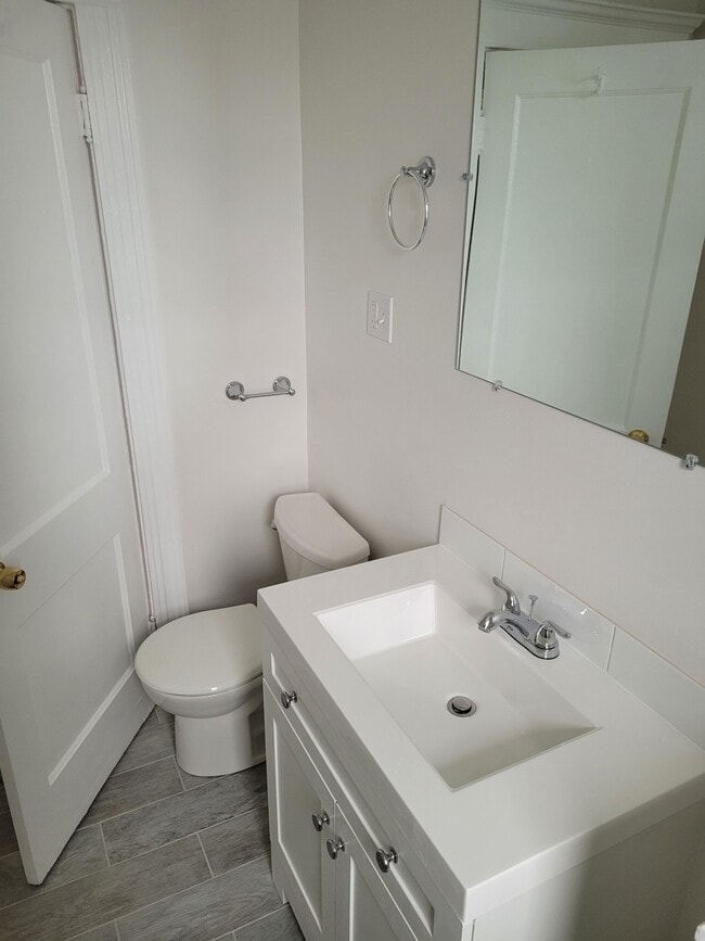 Photo - 4 Farrington Ave