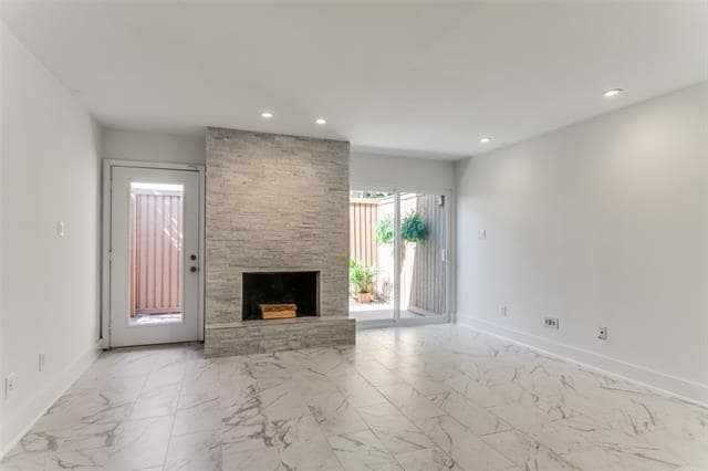 Photo - 2725 Hood St Unidad 110