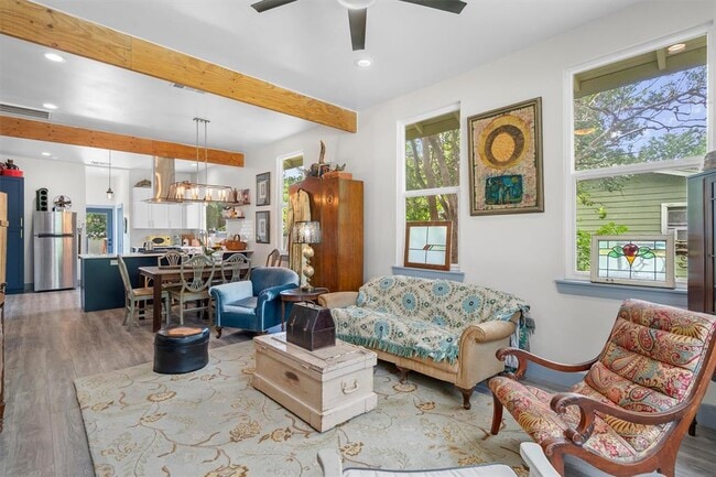 Photo - 514 Wyeth St