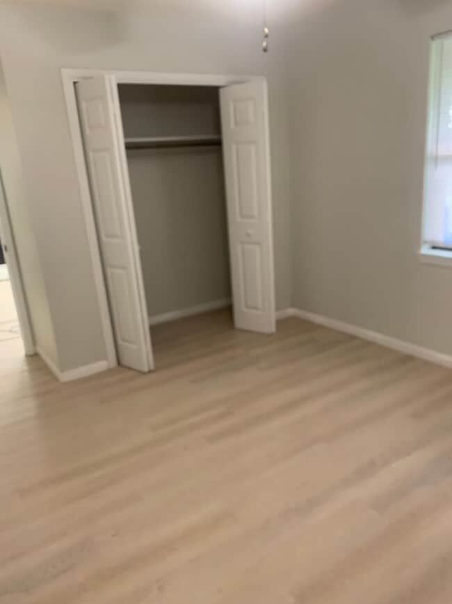 Photo - 2 bed 1 bath duplex off E Nine Mile Rd
