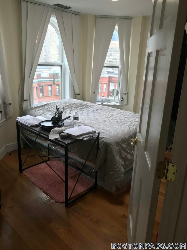 Photo - 90 Westland Ave Unit 201