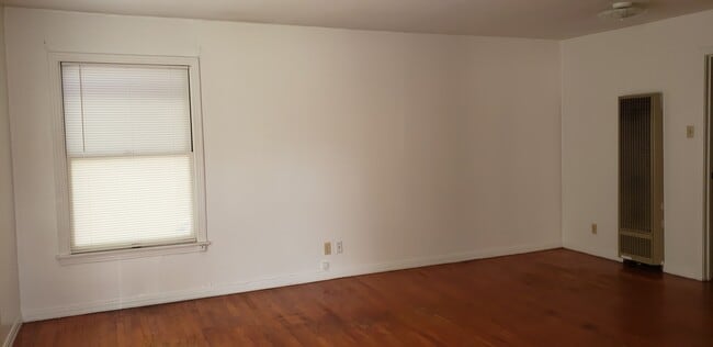 Photo - CUTE 2 bedroom, 1 bath home!!!