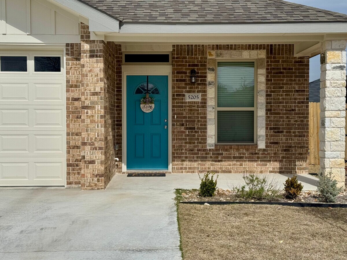Photo - 5205 Rose Gdn Lp Townhome