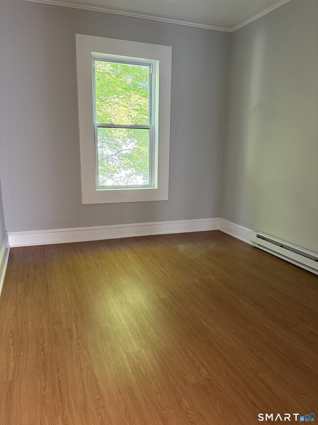 393 Riverside Ave Unit 2