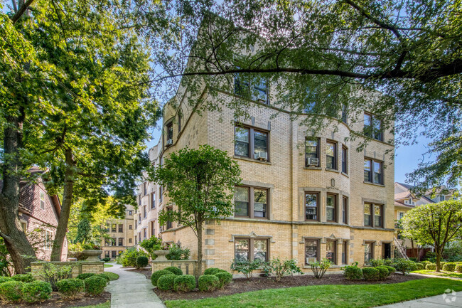 Building Photo - 1921 W Estes Ave Rental