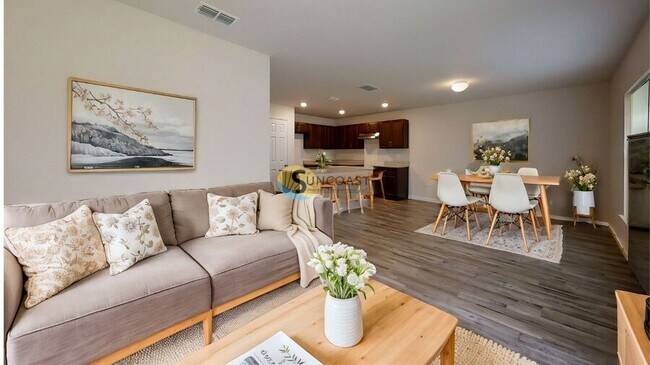 Photo - Convenience mixed with Paradise! Unidad A