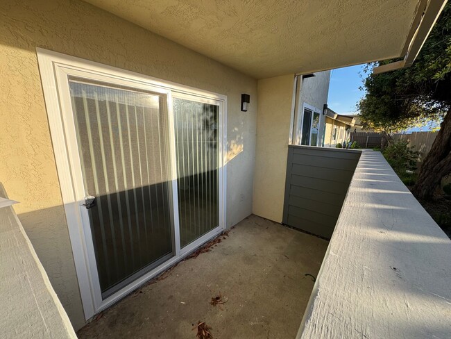 Photo - Grove Ave - IB Unit 1343 B