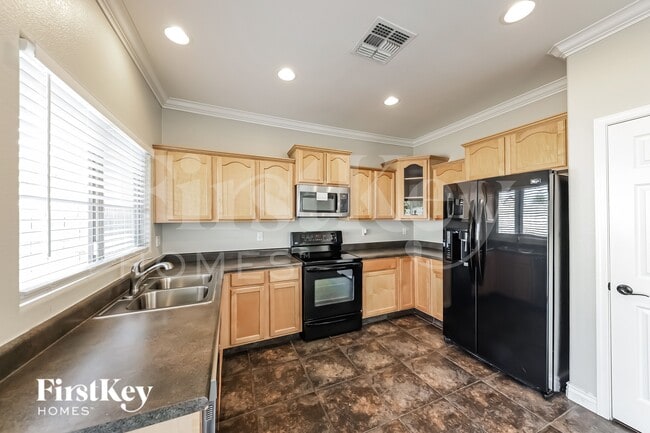 Photo - 15150 N 146th Ave