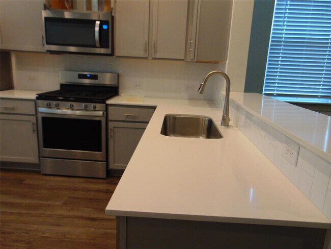 Photo - 7707 Jackson Graham Dr