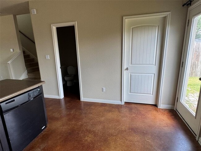 Photo - 4503 Esper Ln Unit 302