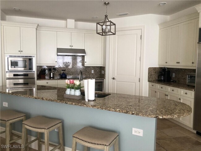 Photo - 1400 Gulf Shore Blvd N Unit 310