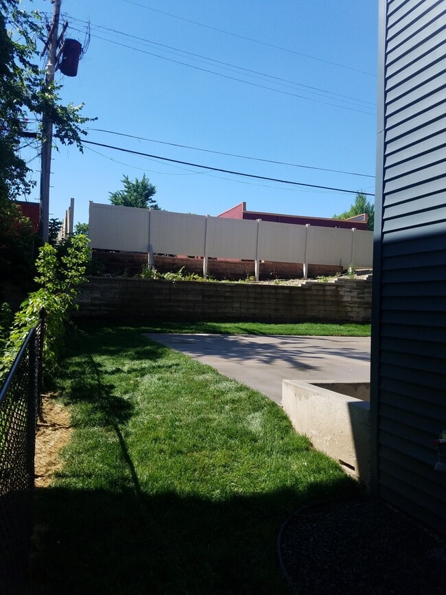 Photo - 1048 Dayton Ave