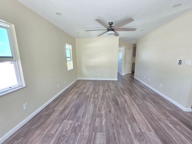 Photo - AVAILABLE NOW! 2 bed, 2 bath, 1 parking Kalaheo Hillside