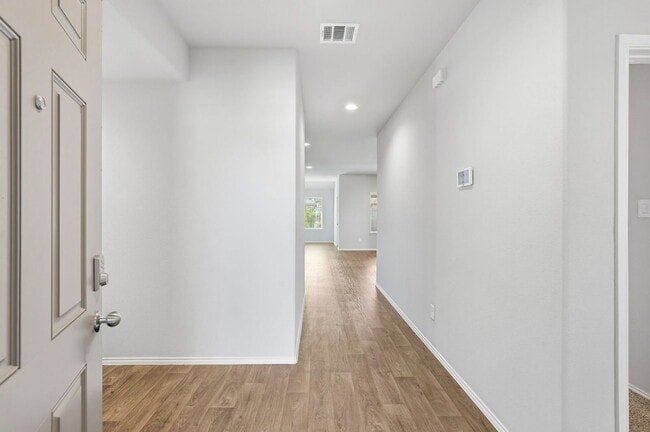 Photo - 3935 Country Club Dr