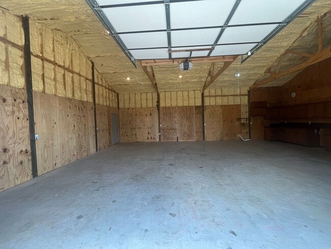 Photo - 176 Round Mountain Rd