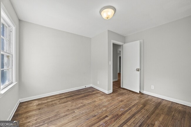 Photo - 685 Wimbish Rd