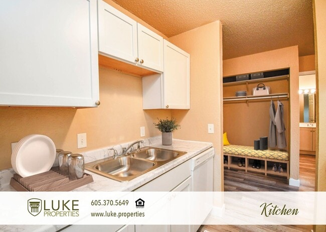 Photo - 405 S Sycamore Ave Unit 105