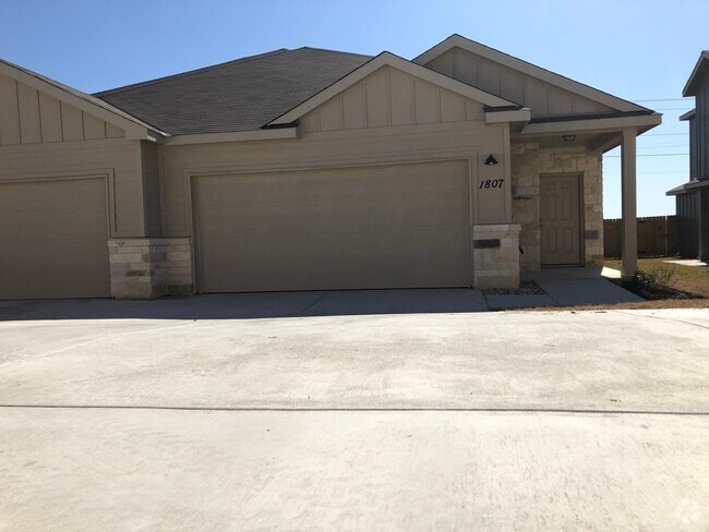 Building Photo - 1807 Davidson Ranch Dr Rental