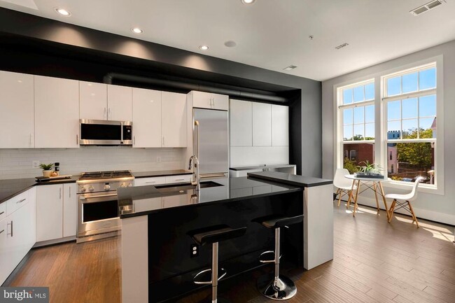 Photo - 3401 Sherman Ave NW