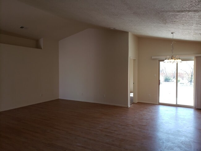 840 Purple Aster Ave SW