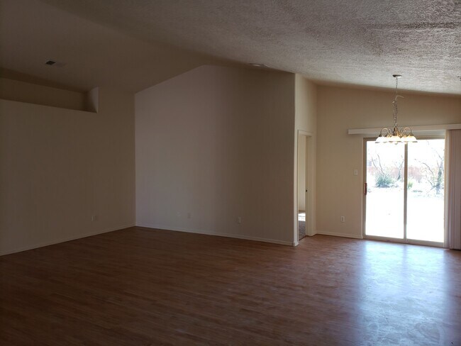 Photo - 840 Purple Aster Ave SW