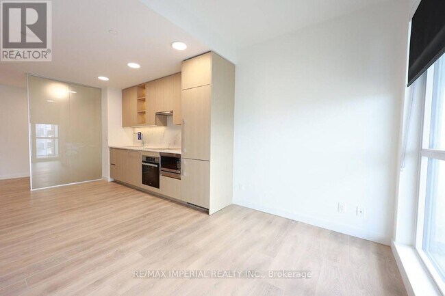 Photo - 25 McMahon Dr Unité 1501