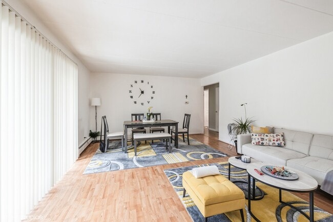 Photo - 6148 Kensington Ave