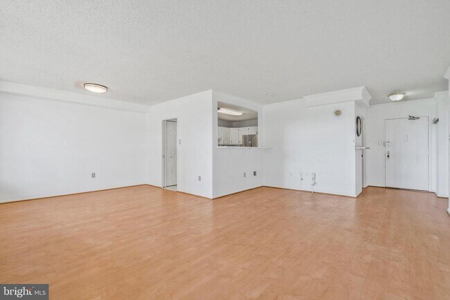 Photo - 3701 S George Mason Dr Unit 503N