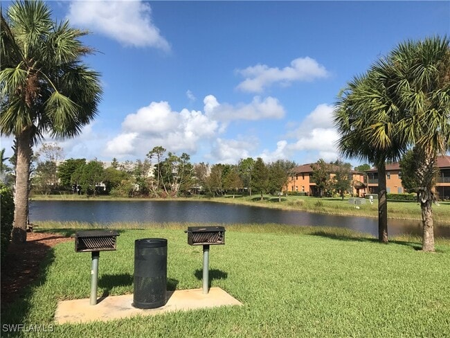 Building Photo - 3783 Pino Vista Way Unit 201