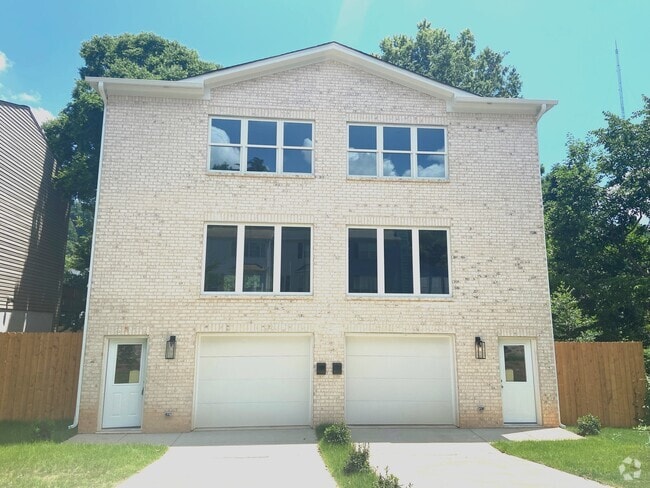 Building Photo - 1719 13th Ct S Rental