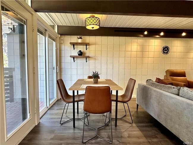 214 Del Gado Rd