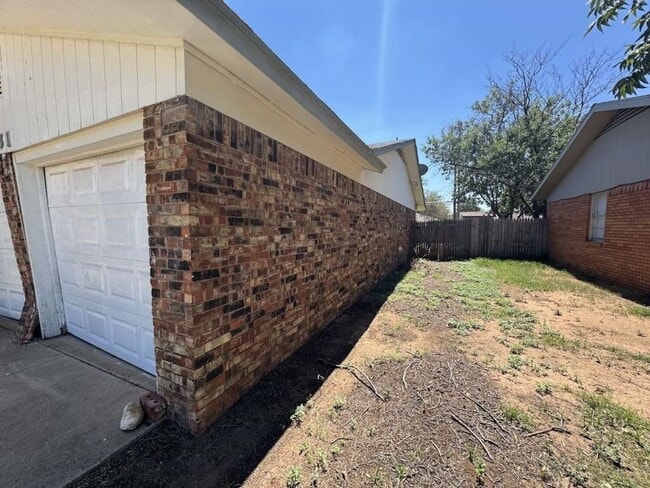 Photo - 5431 45th St