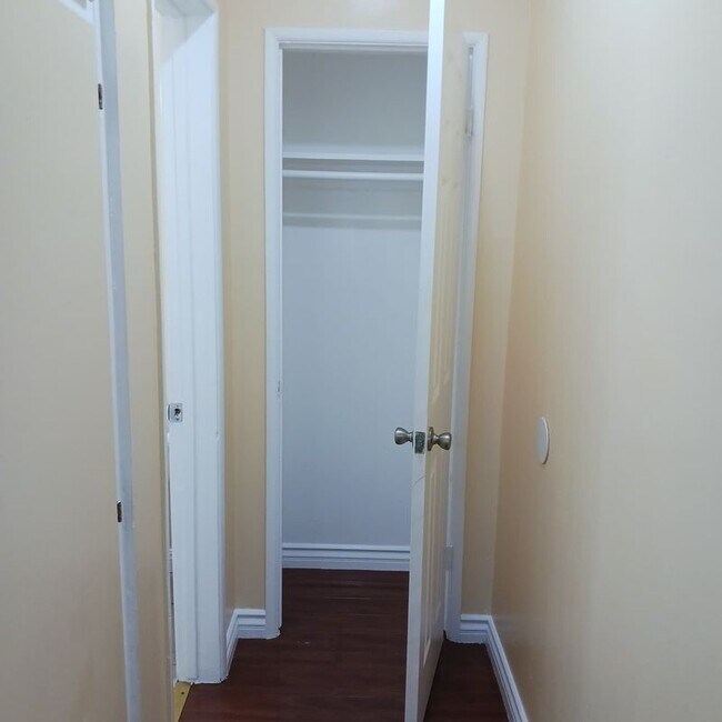 6216 Beck Ave Unit 5