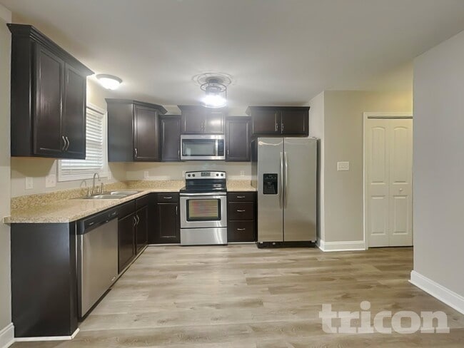 Photo - 542 Magnolia Dr