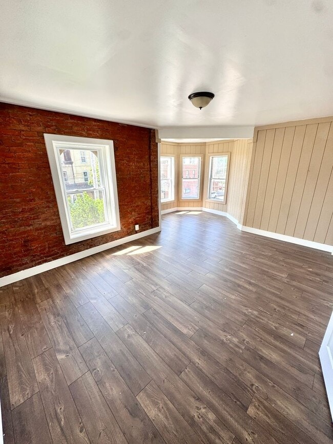 Photo - 535 Tilghman St Unit 2nd Floor