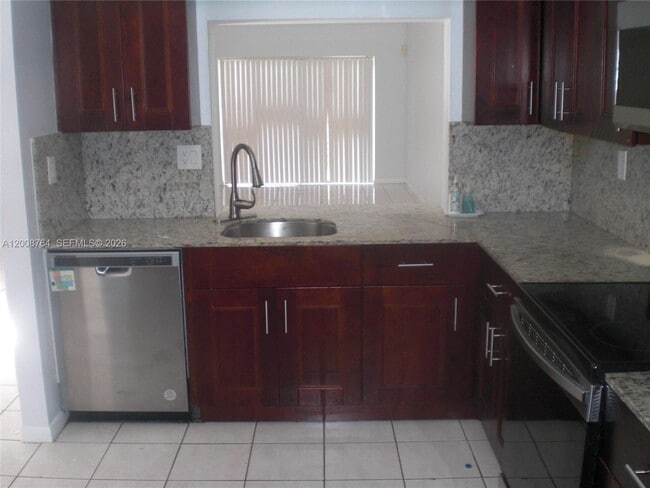 Photo - 962 NW 79th Terrace