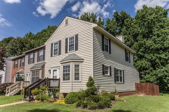 Photo - 1678 Skiffes Creek Cir Townhome