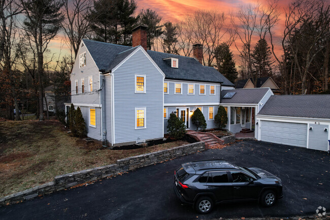 Building Photo - 40 Puddingstone Ln Rental