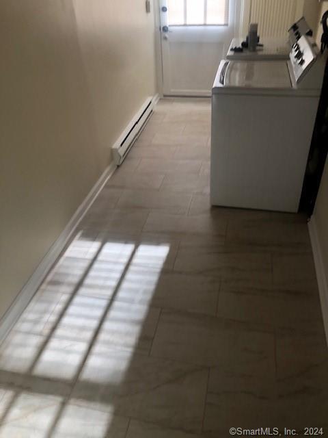 Photo - 107 Main St N