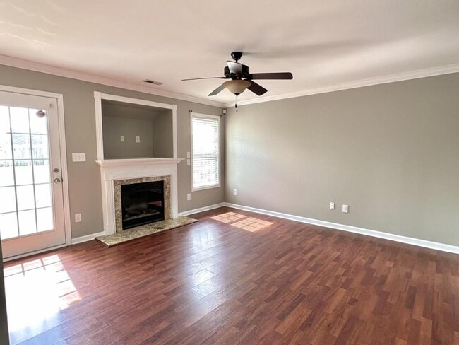 Photo - 508 Fairfield Cir